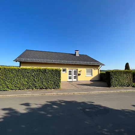 Wohnung Mit Panoramablick Gerolstein Exterior photo
